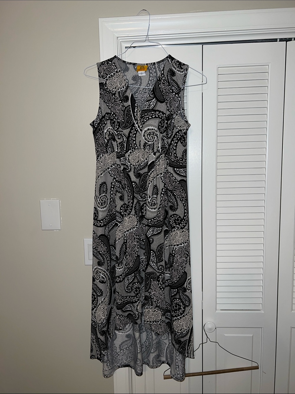 Ruby Rd. Black & Gray Paisley High-Low Dress
